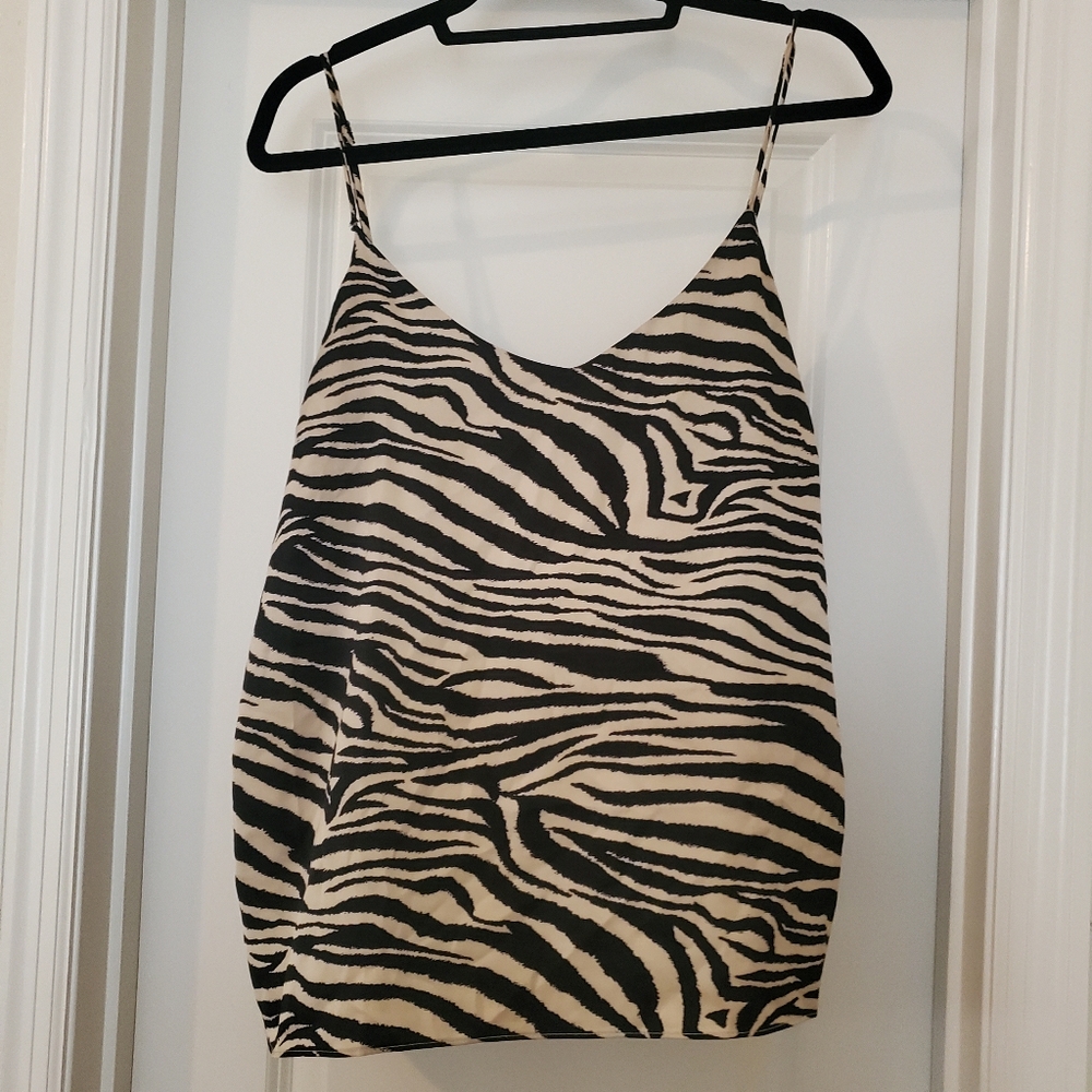 SCOOP TANKTOP